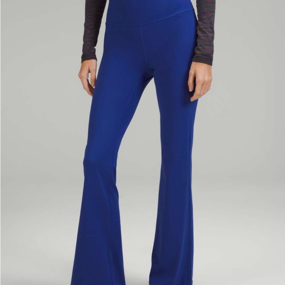 Lululemon Groove Super High Waisted Flared Pant Size 4